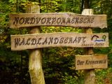 Eingangsschild zum Kronenwald